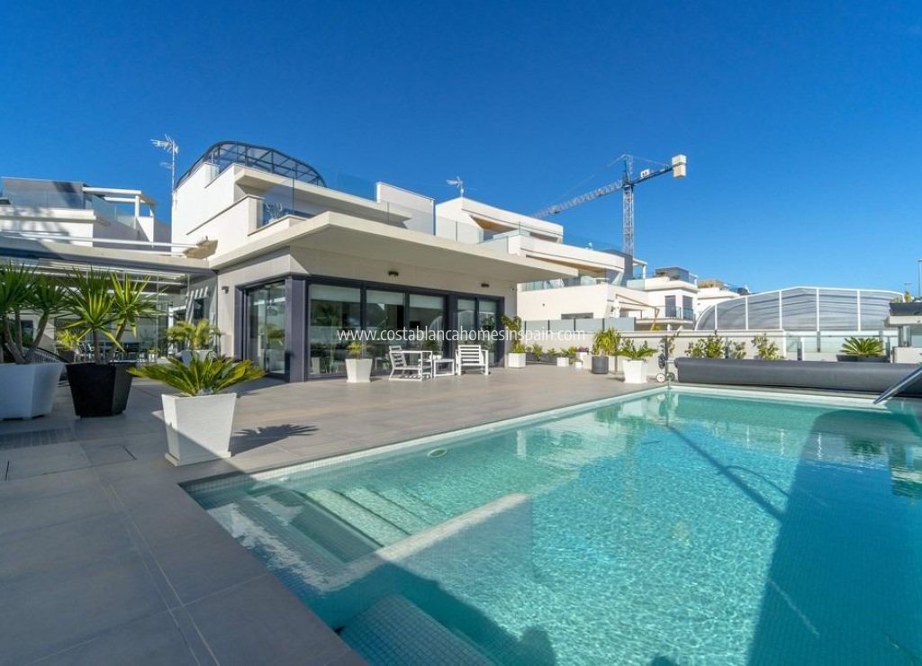 Venta - Detached Villa - Orihuela Costa - Campoamor