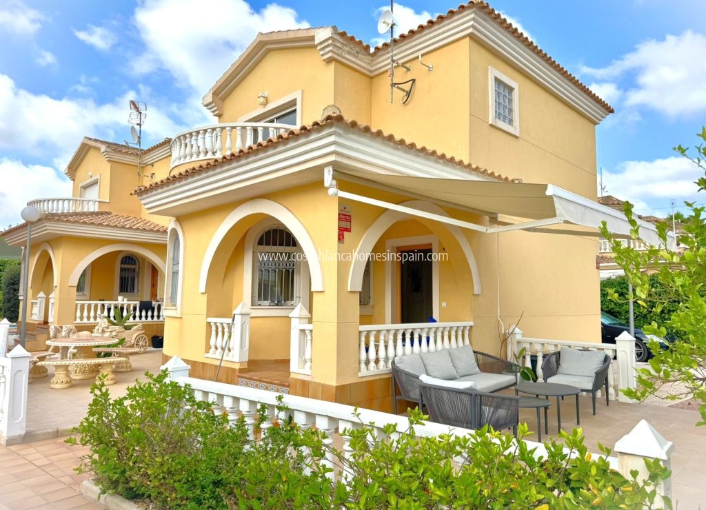 Venta - Detached Villa - Orihuela Costa - Villamartin