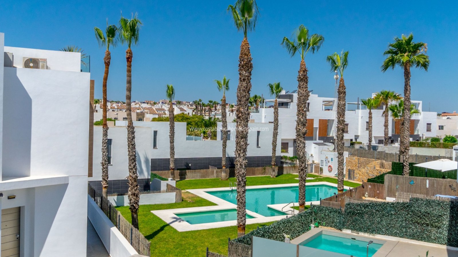 Venta - Detached Villa - Orihuela - Villamartin