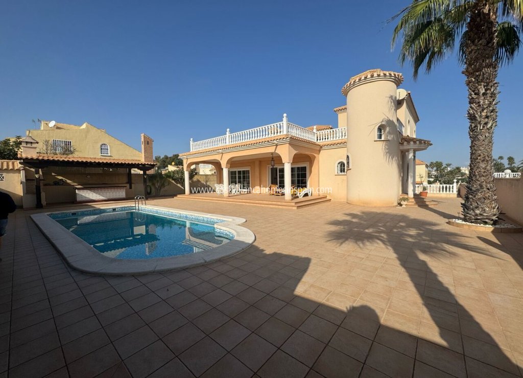 Venta - Detached Villa - Playa Flamenca - Play Flamenca