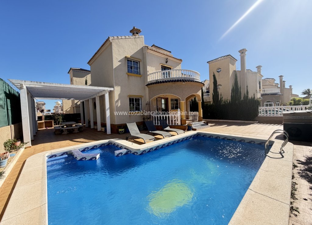 Venta - Detached Villa - Villamartin