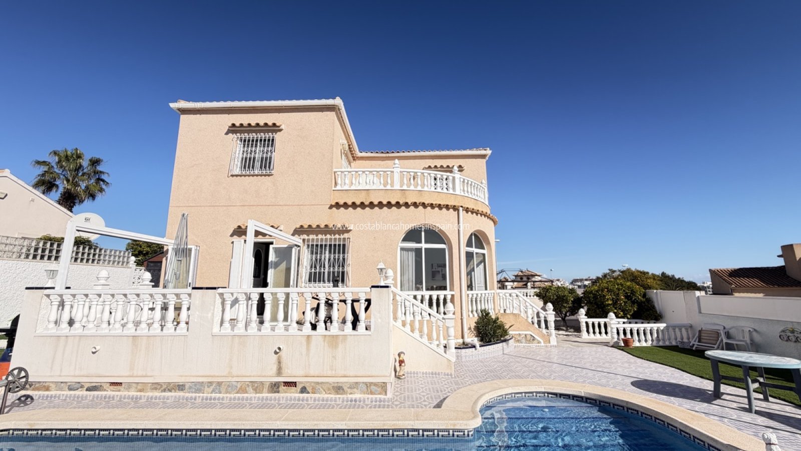 Venta - Detached Villa - Villamartin