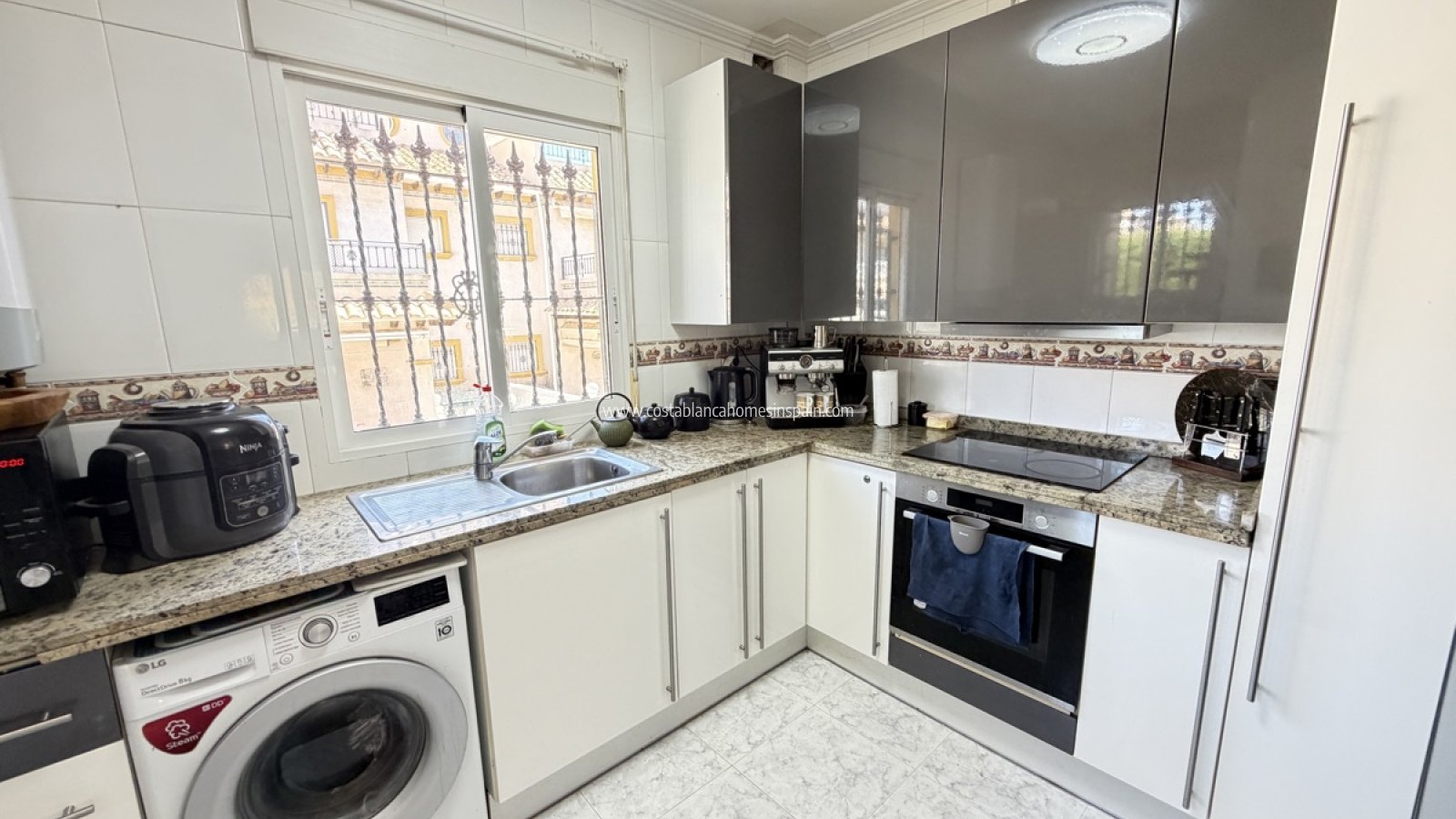 Venta - Detached Villa - Villamartin