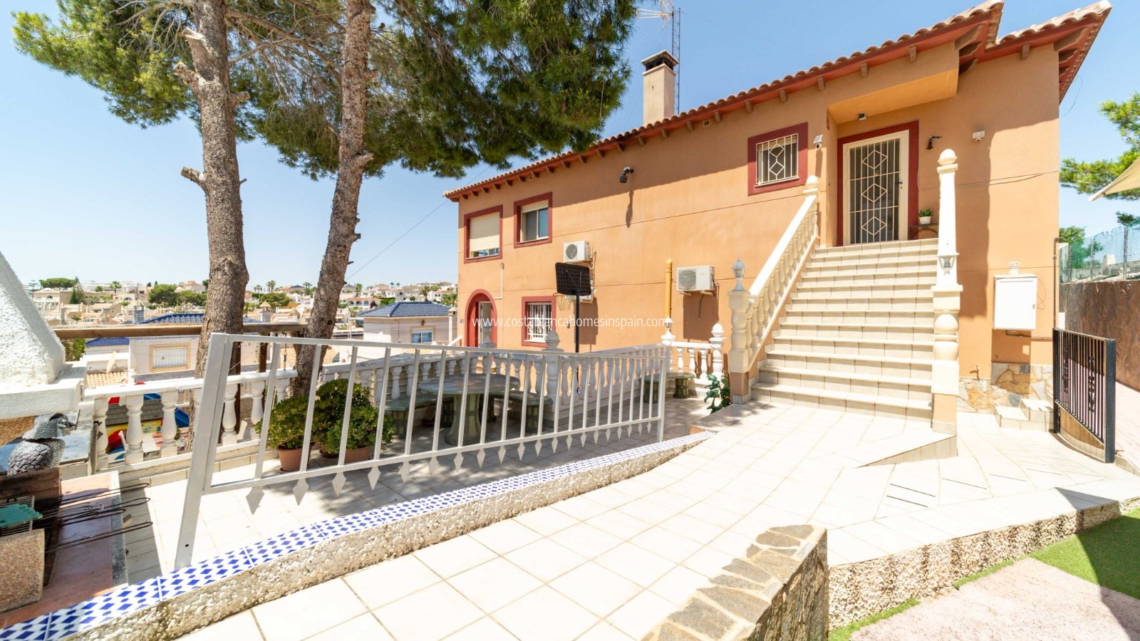 Venta - Detached Villa - Villamartin