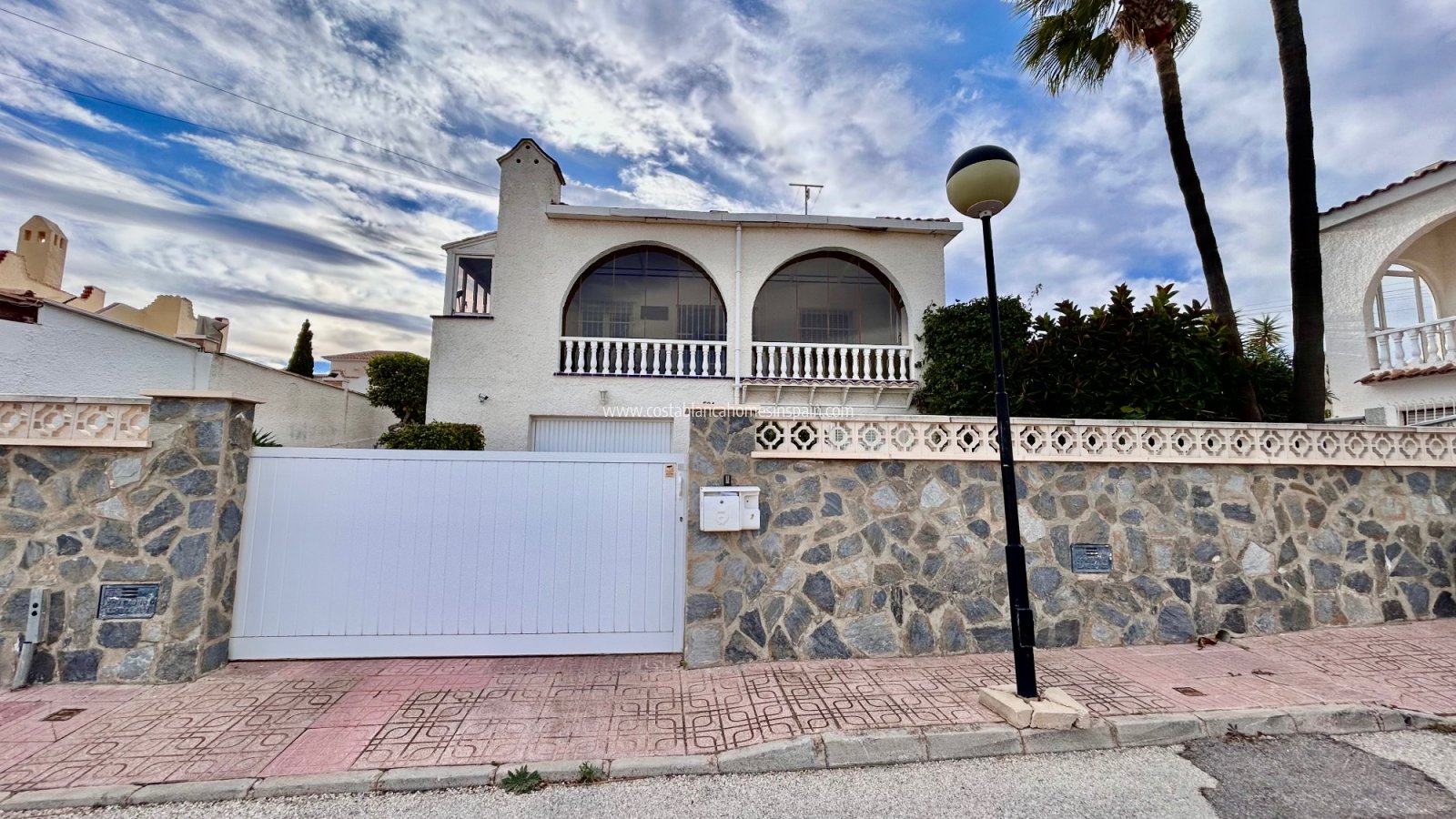 Venta - Detached Villa - Villamartin
