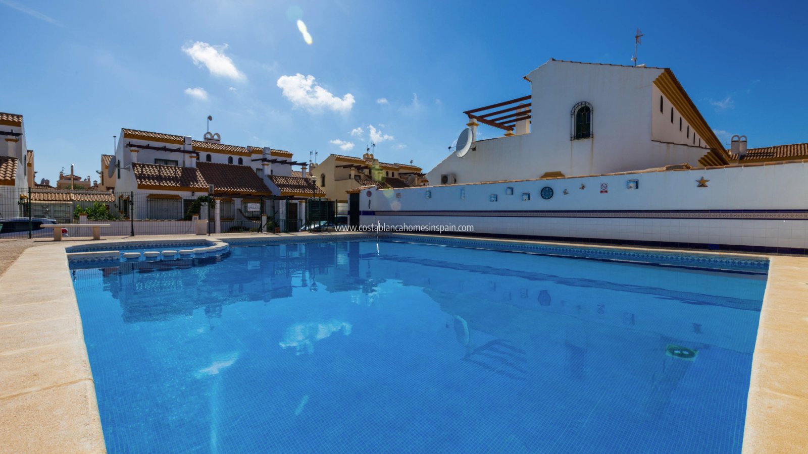 Venta - Semi - Detached Villa - La Zenia