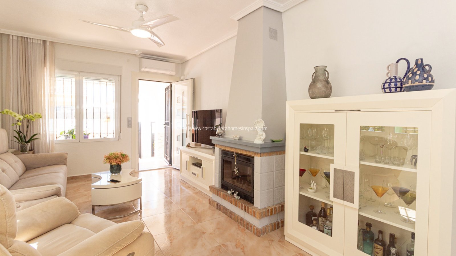 Venta - Semi - Detached Villa - La Zenia
