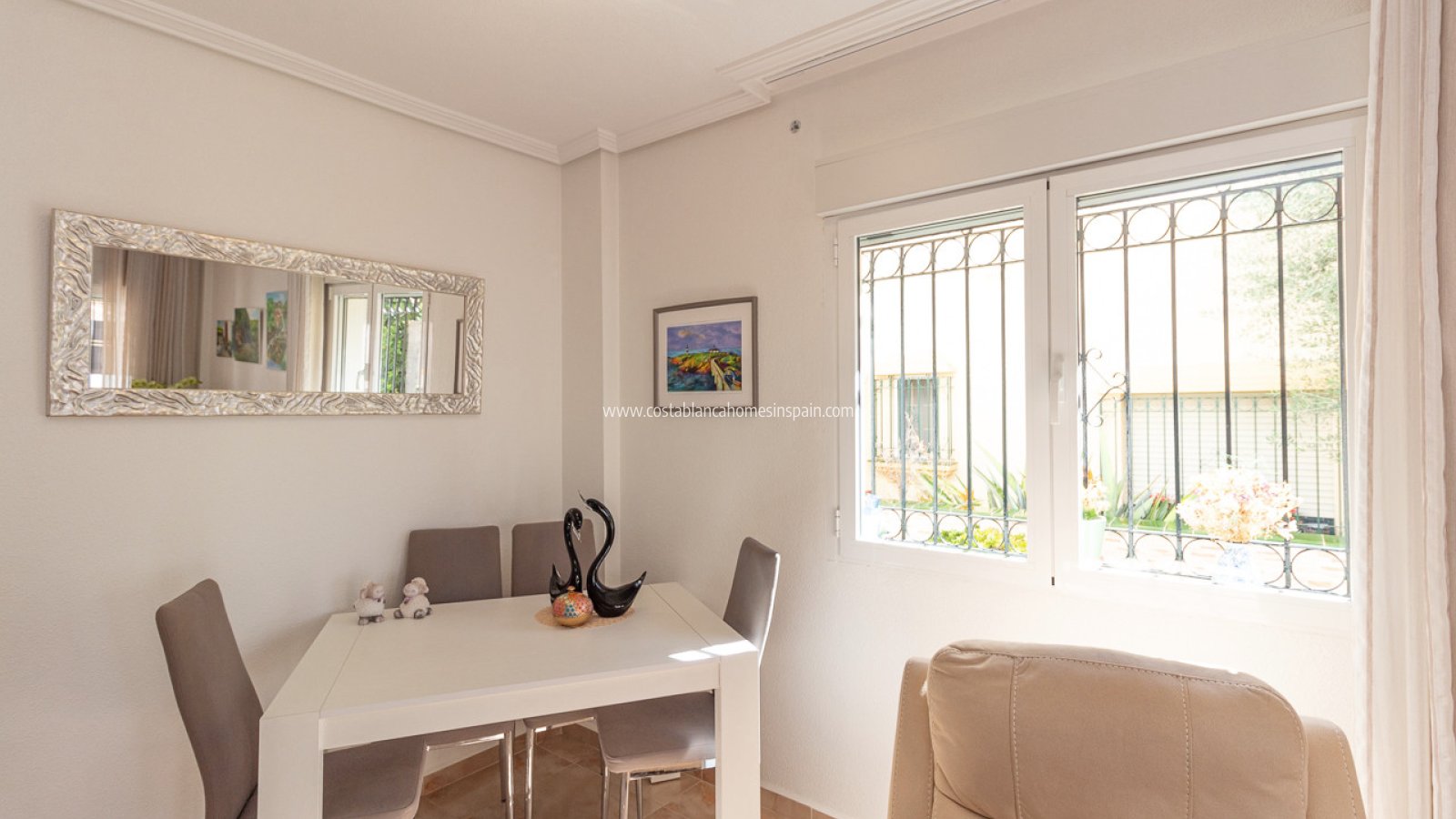 Venta - Semi - Detached Villa - La Zenia