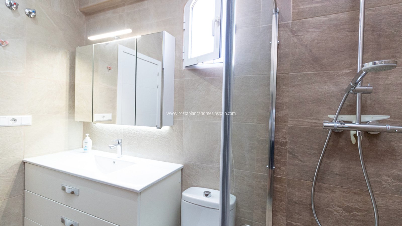 Venta - Semi - Detached Villa - La Zenia