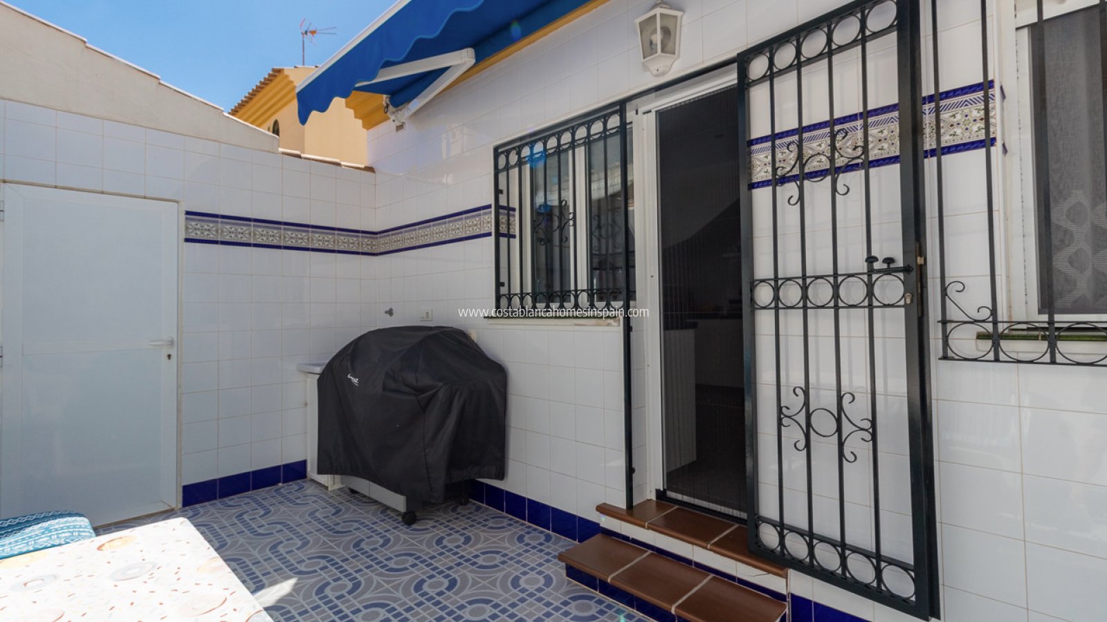 Venta - Semi - Detached Villa - La Zenia