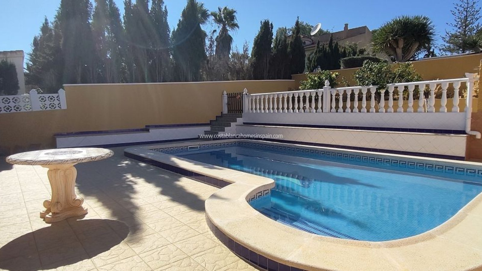 Venta - Semi - Detached Villa - LOS BALCONES