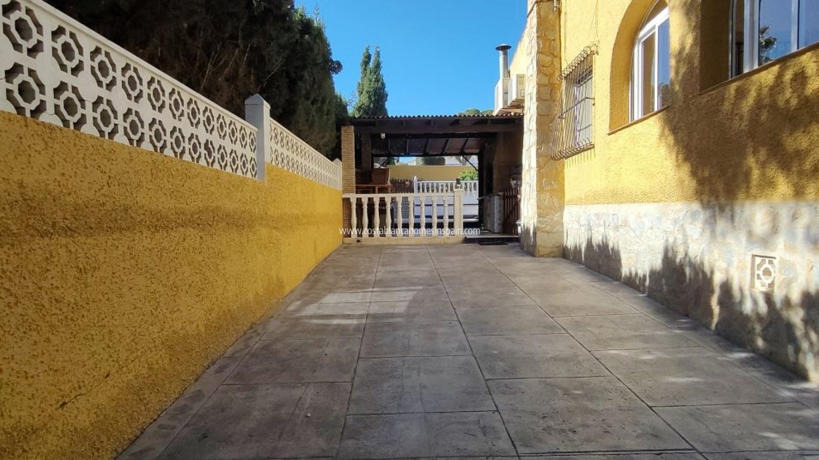 Venta - Semi - Detached Villa - LOS BALCONES