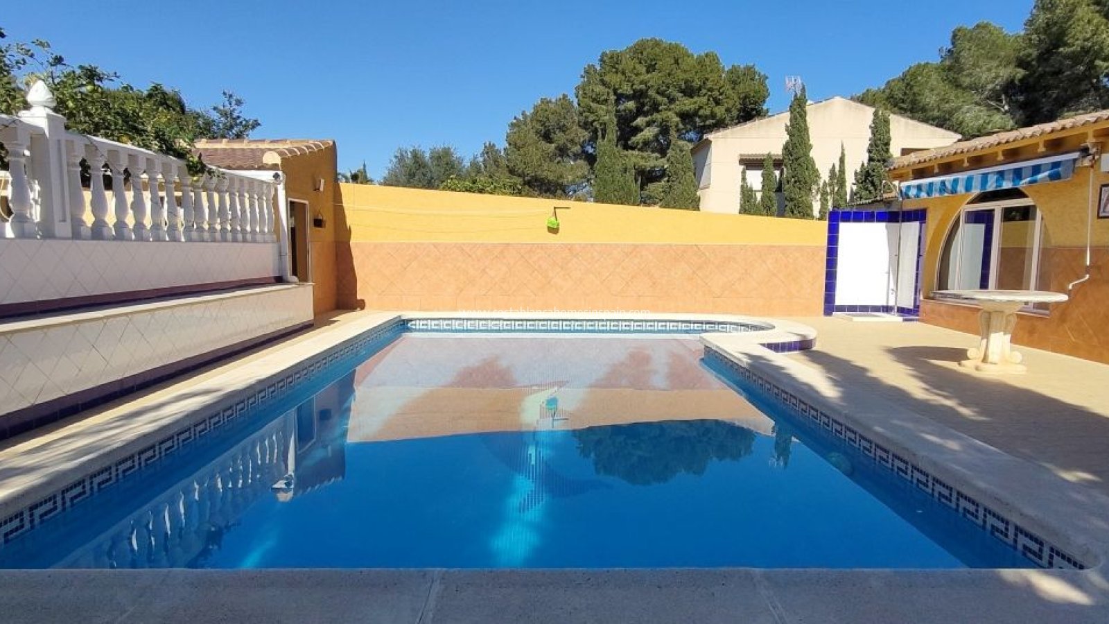 Venta - Semi - Detached Villa - LOS BALCONES