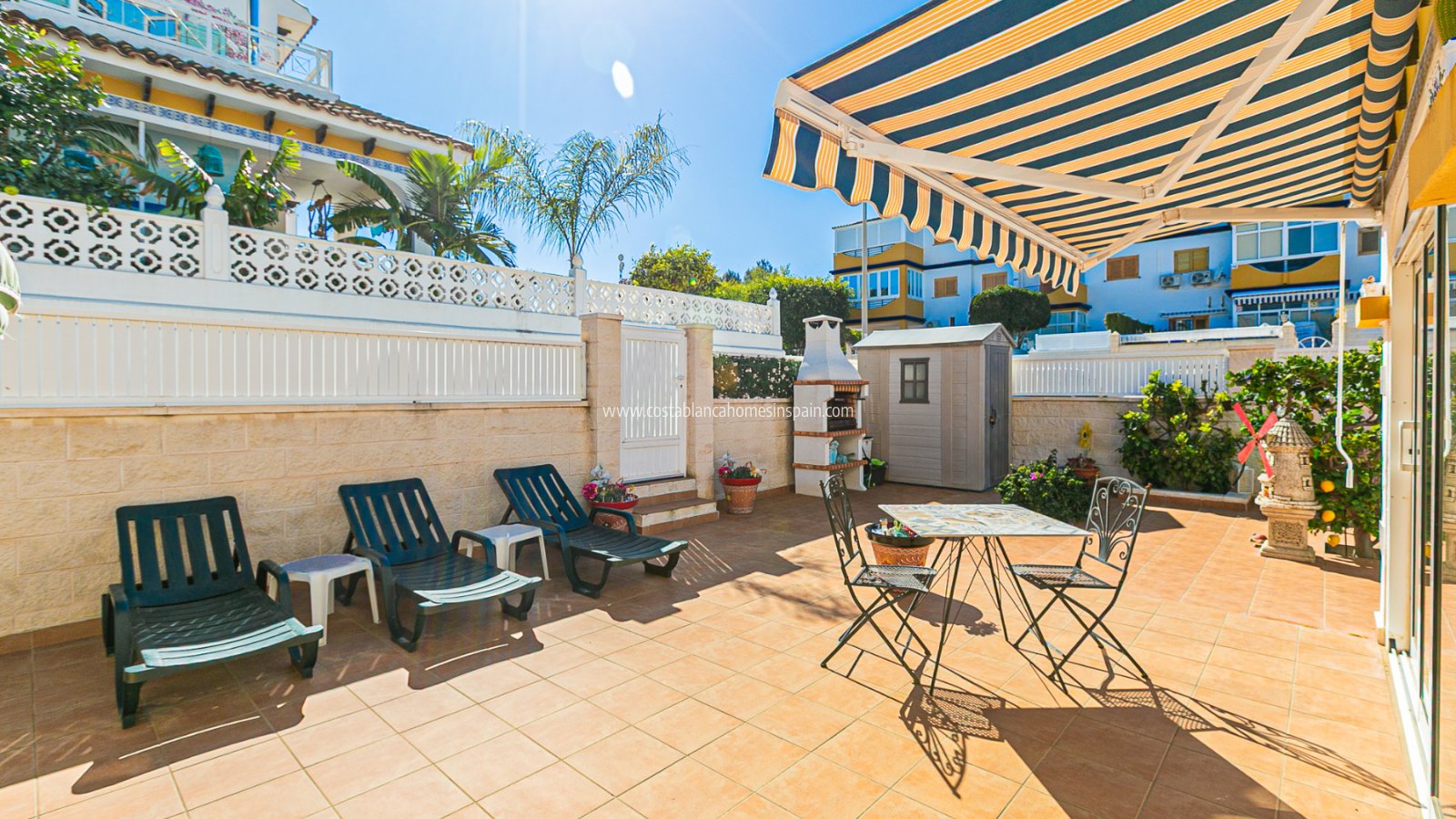 Venta - Semi - Detached Villa - Mil Palmeras - Riomar