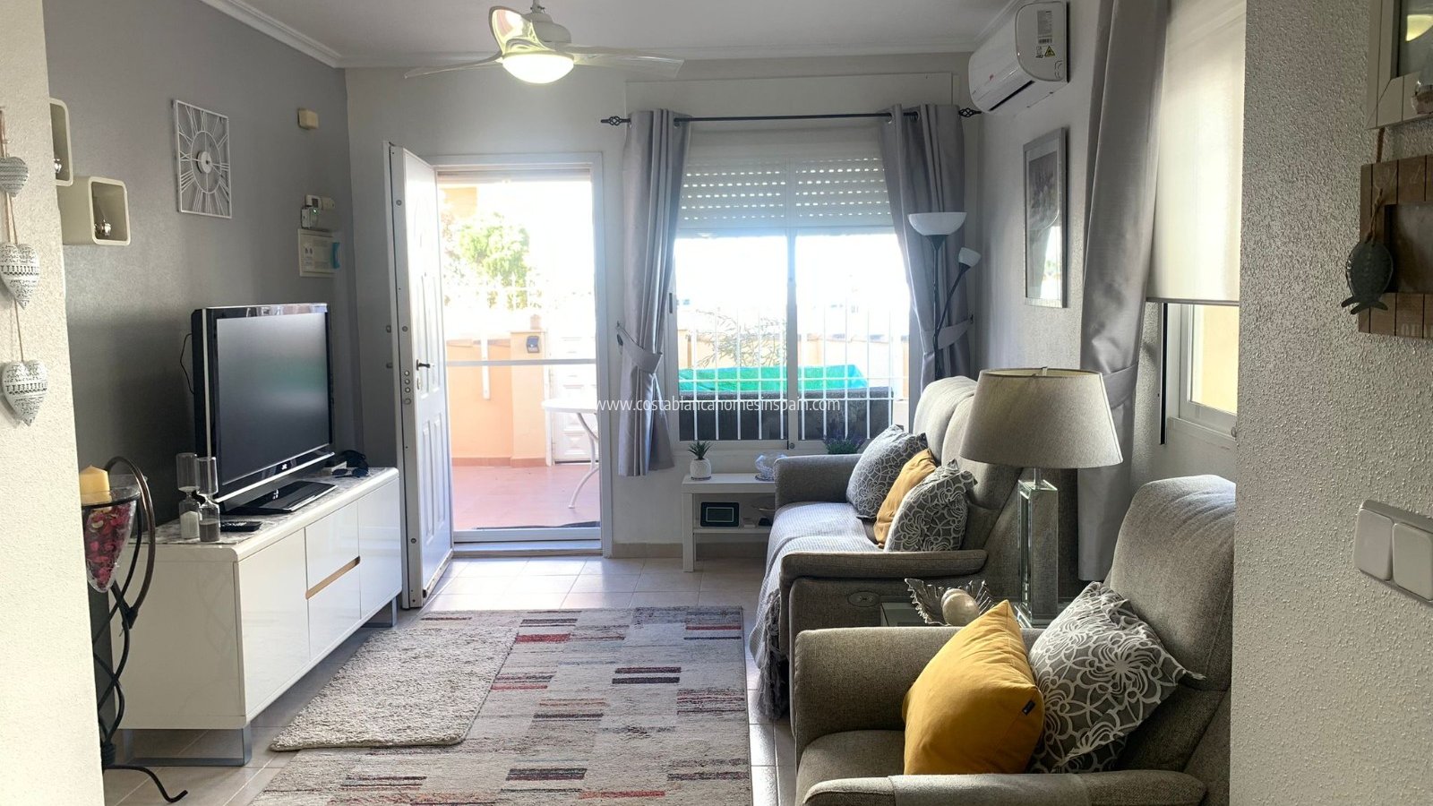 Venta - Semi - Detached Villa - Playa Flamenca - Costa Blanca South