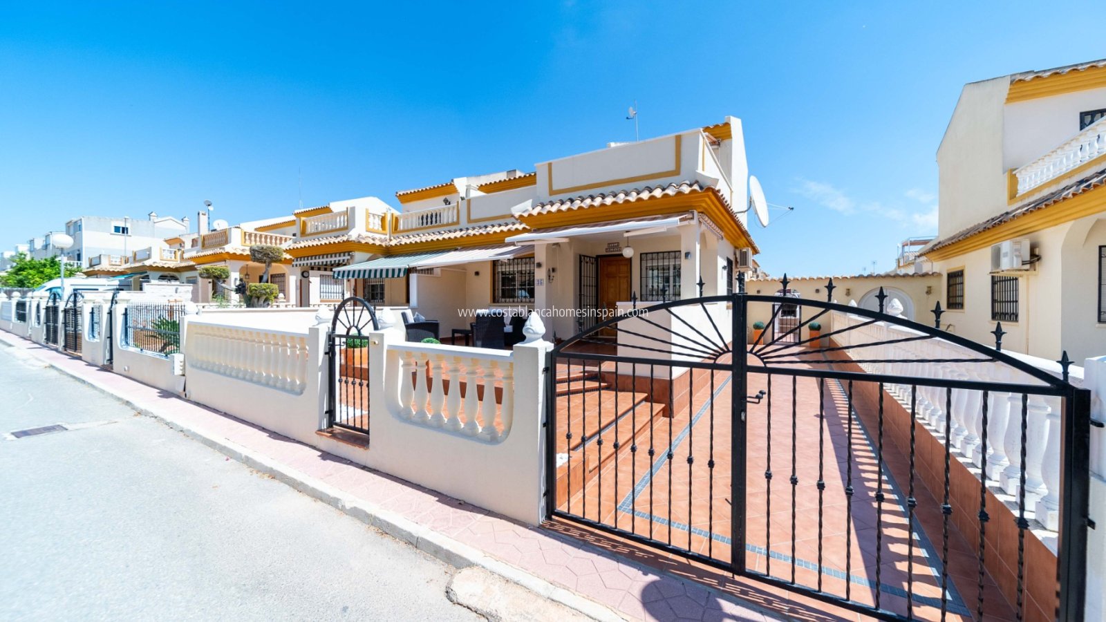 Venta - Semi - Detached Villa - Playa Flamenca - Costa Blanca South