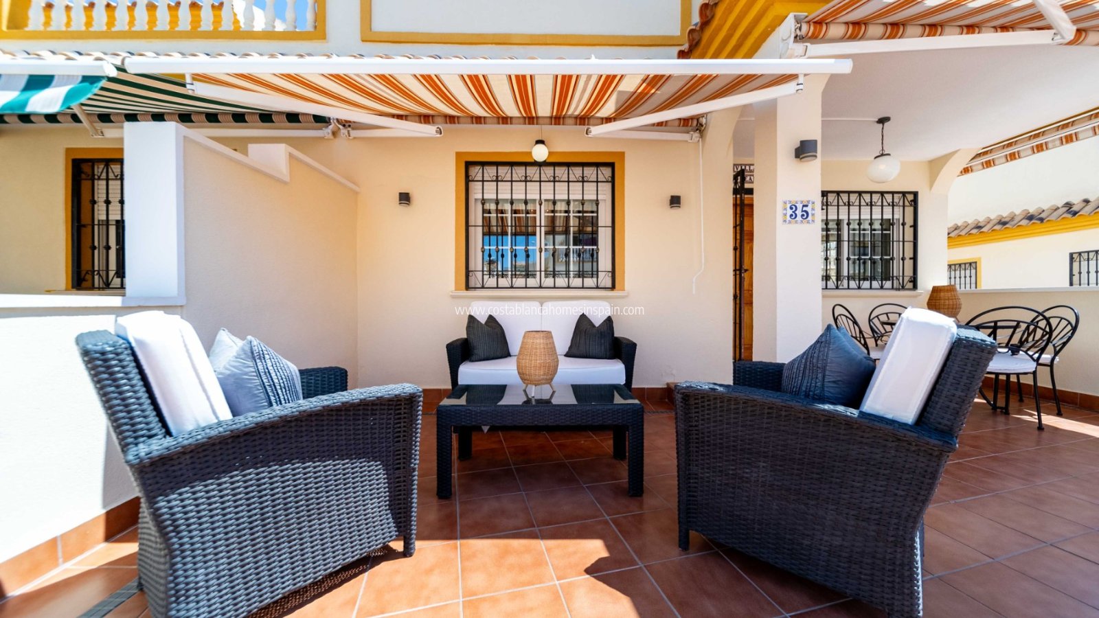 Venta - Semi - Detached Villa - Playa Flamenca - Costa Blanca South