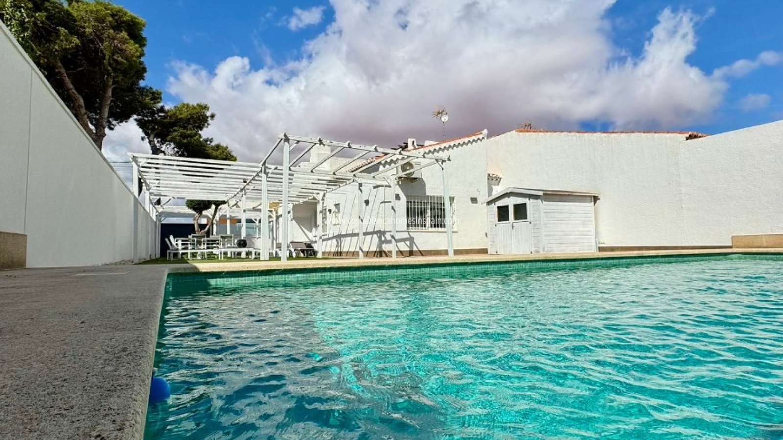 Venta - Semi - Detached Villa - Torrevieja - Torretas