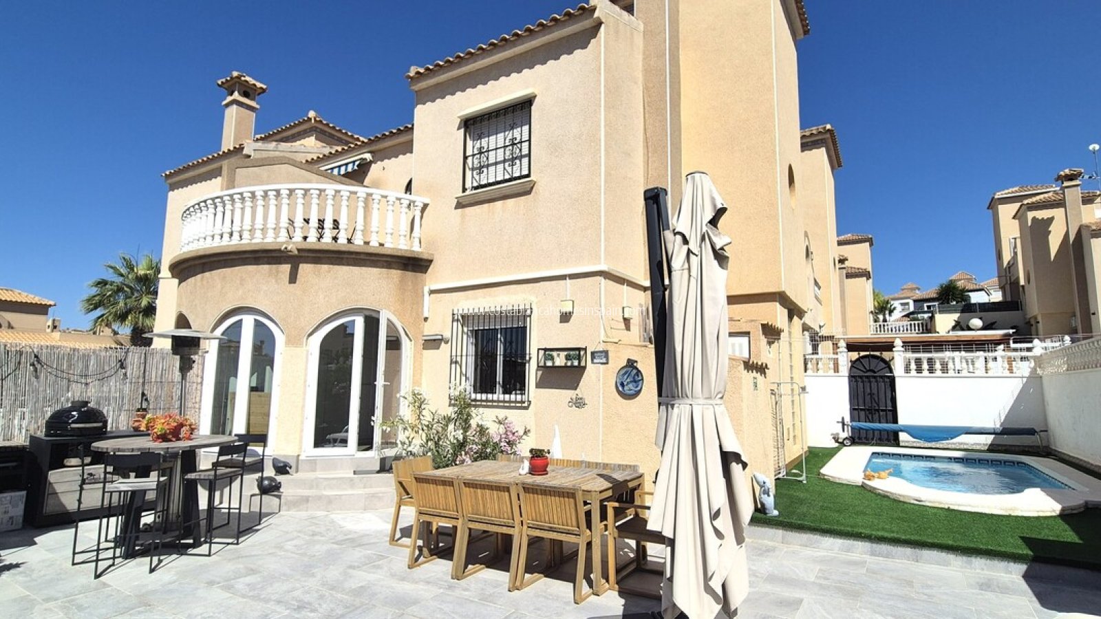 Venta - Semi - Detached Villa - Villamartin - Costa Blanca