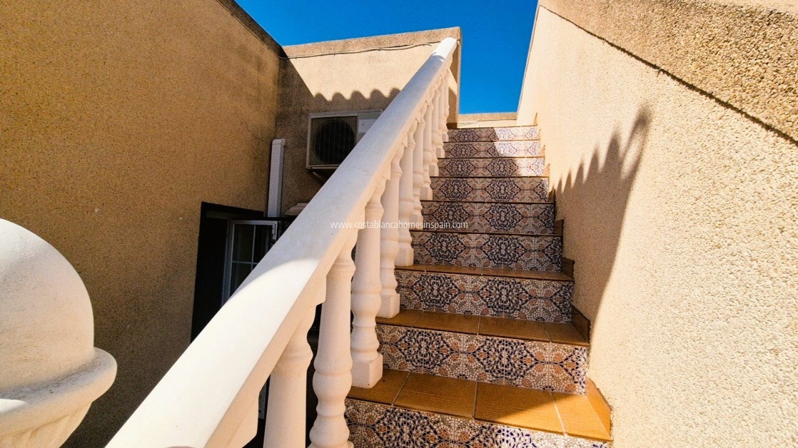 Venta - Semi - Detached Villa - Villamartin - Costa Blanca