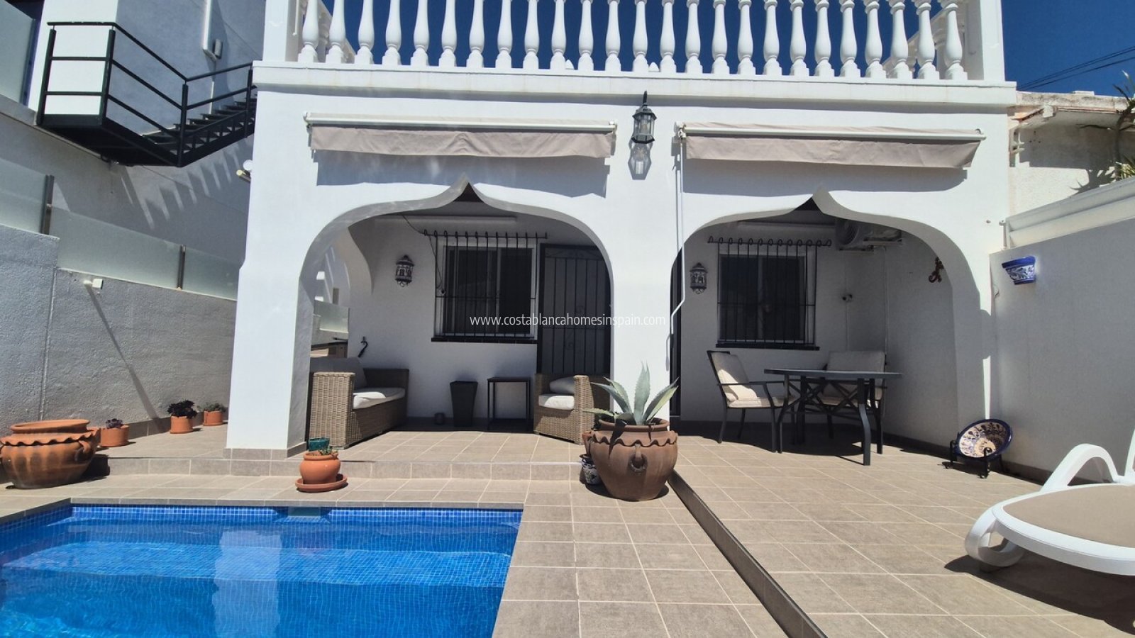 Venta - Semi - Detached Villa - Villamartin - Costa Blanca
