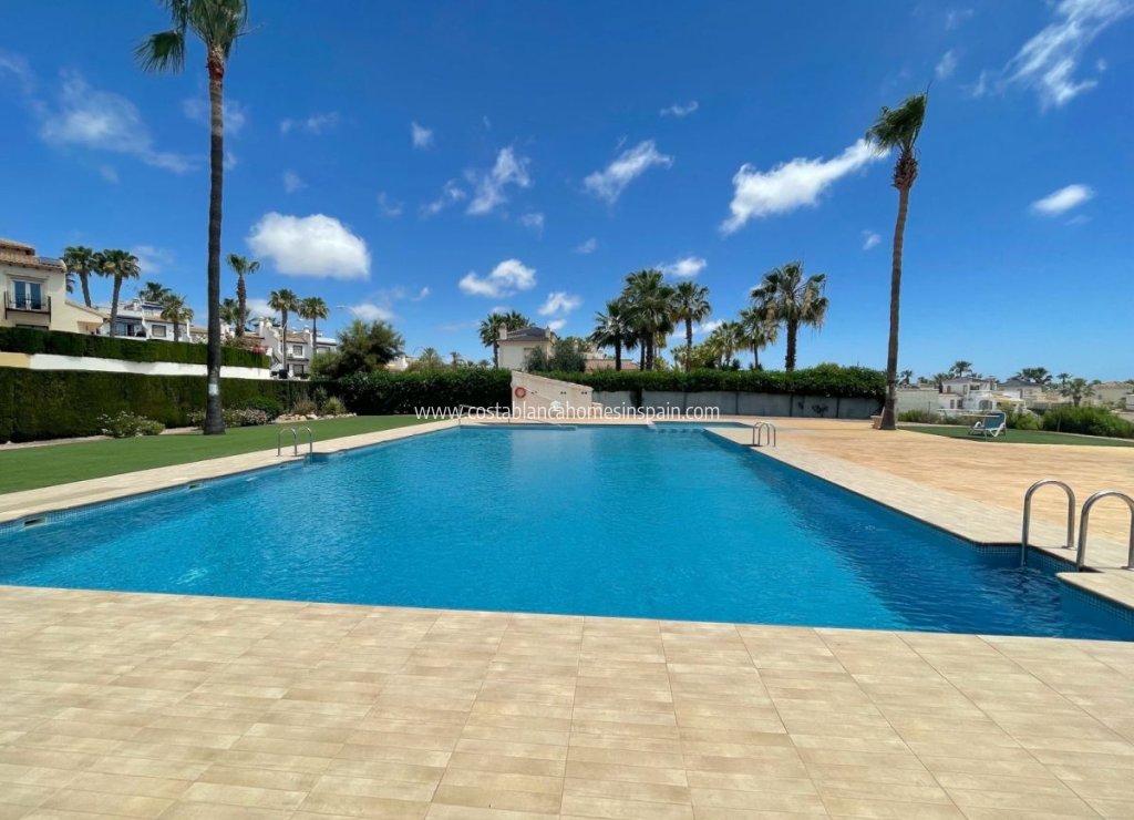 Venta - Semi - Detached Villa - Villamartin