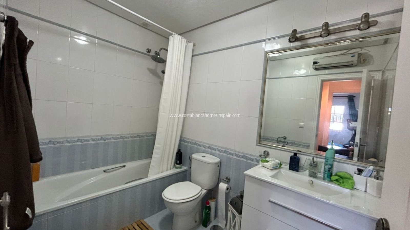 Venta - Semi - Detached Villa - Villamartin