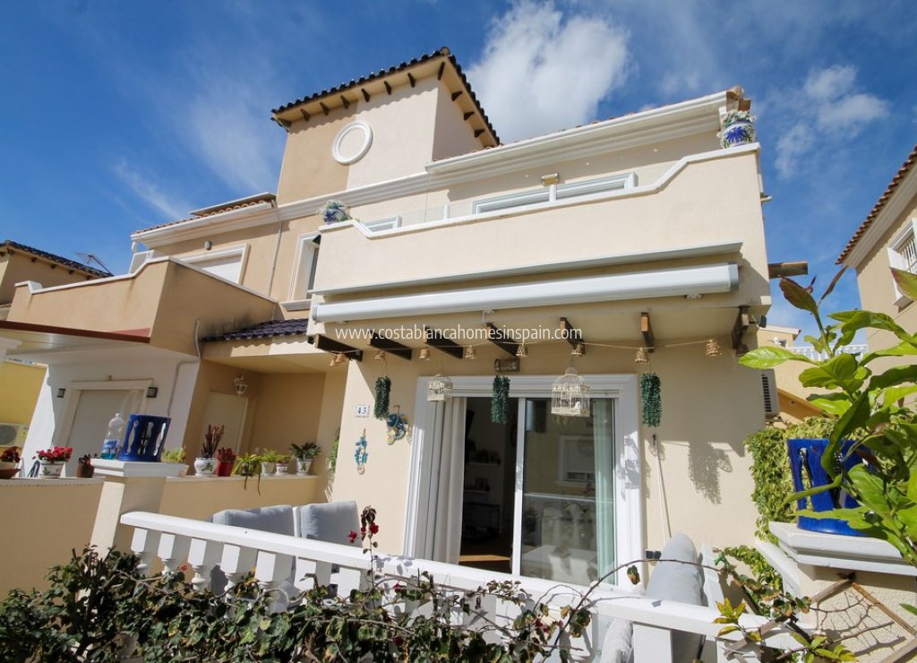 Venta - Semi - Detached Villa - Villamartin