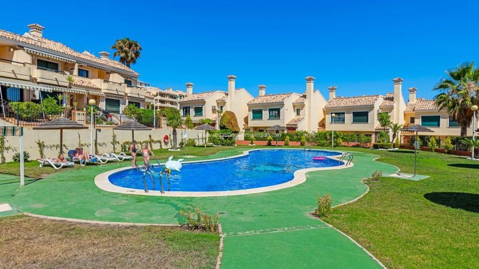 Venta - Townhouse - Campoamor