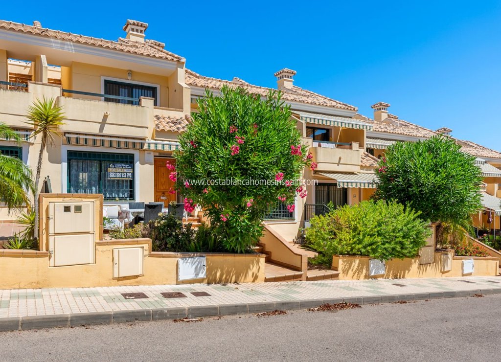 Venta - Townhouse - Campoamor
