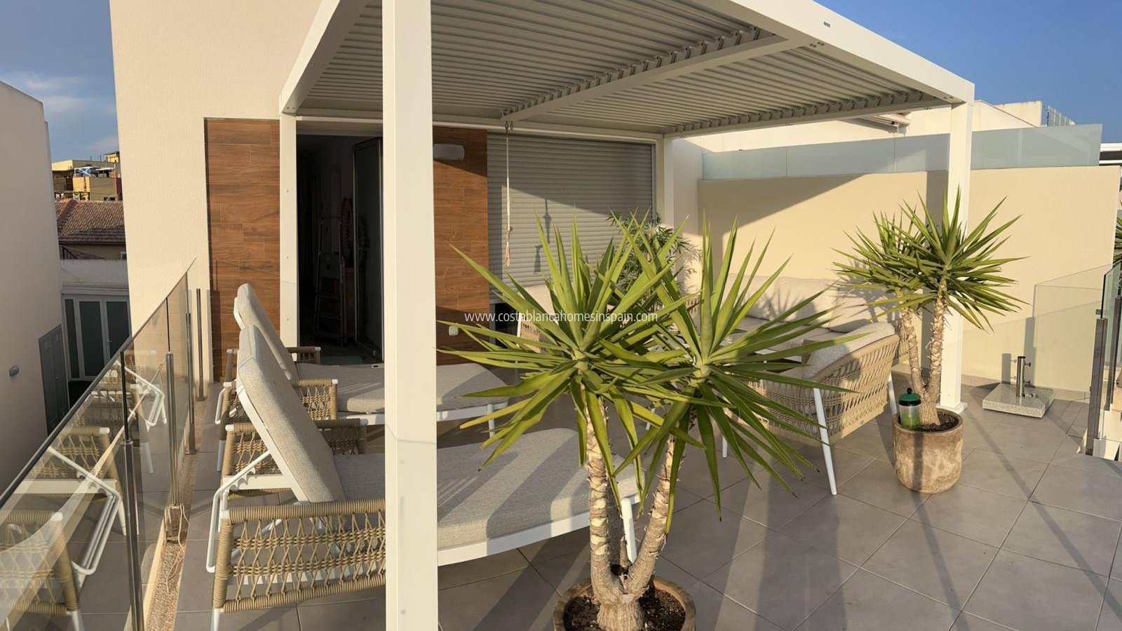 Venta - Townhouse - Daya Vieja