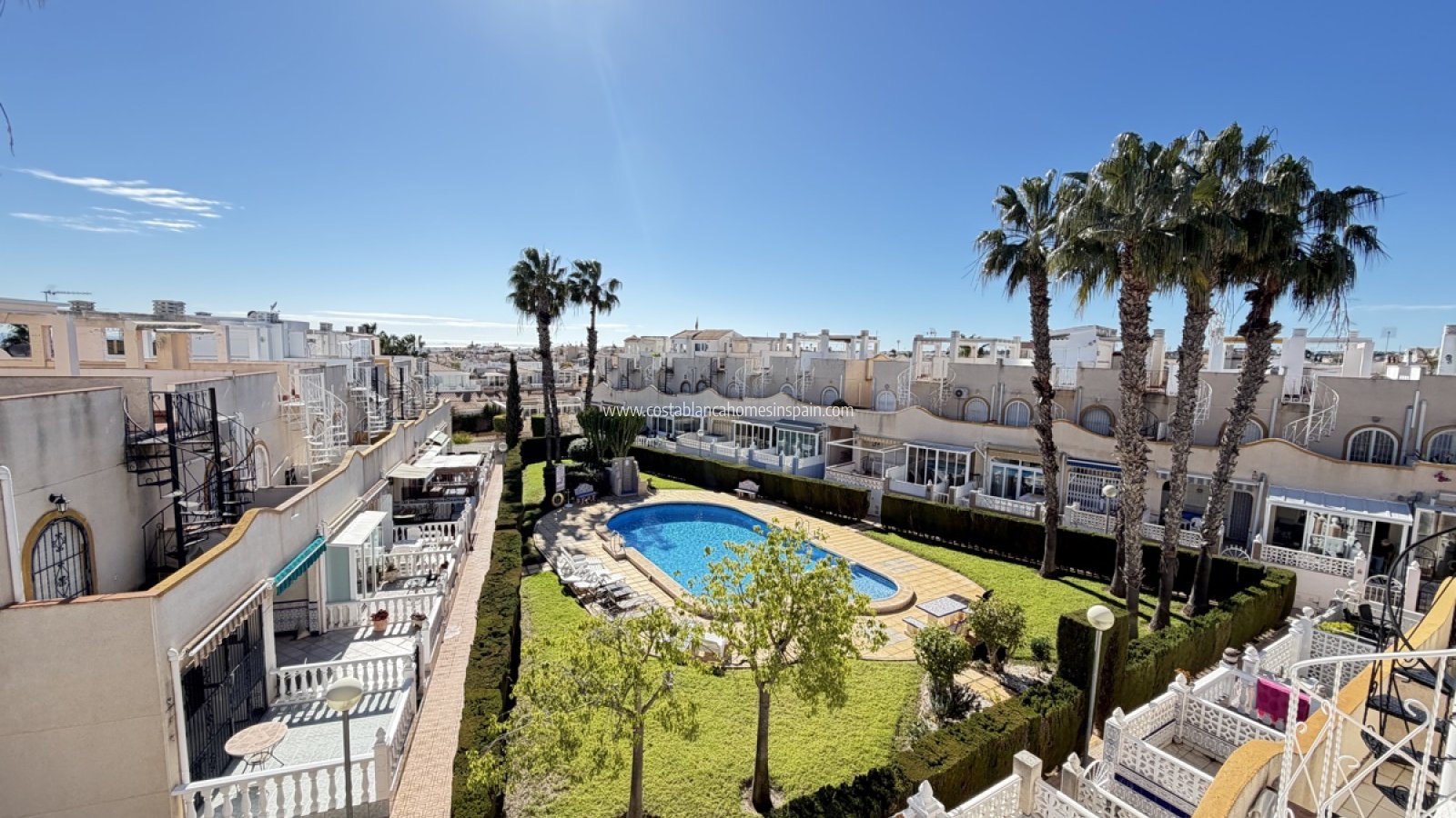 Venta - Townhouse - La Florida