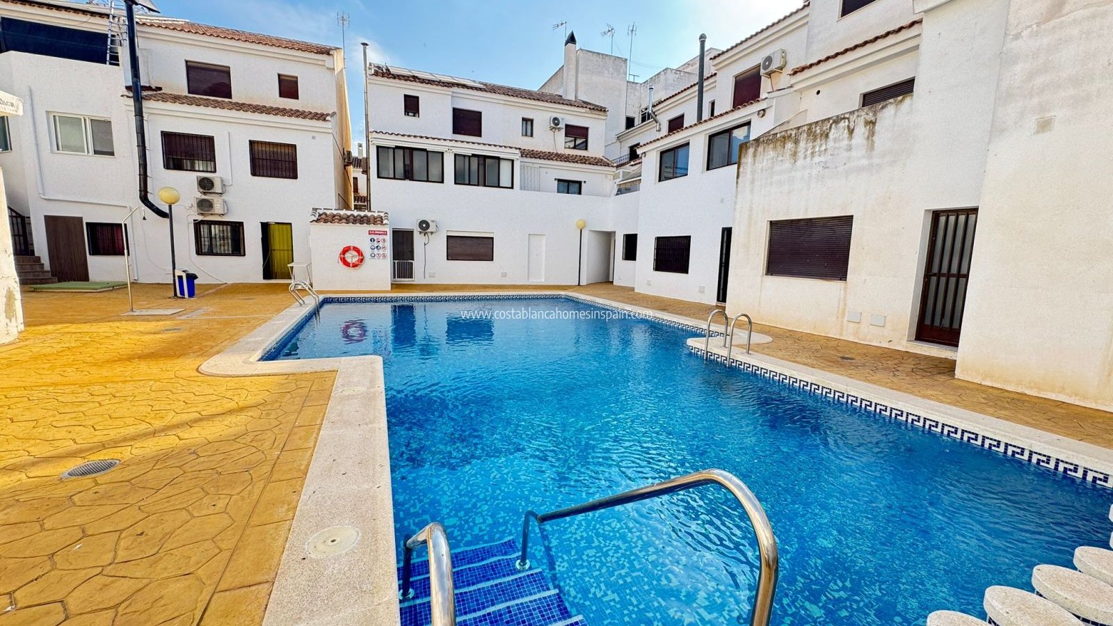 Venta - Townhouse - San Miguel de Salinas