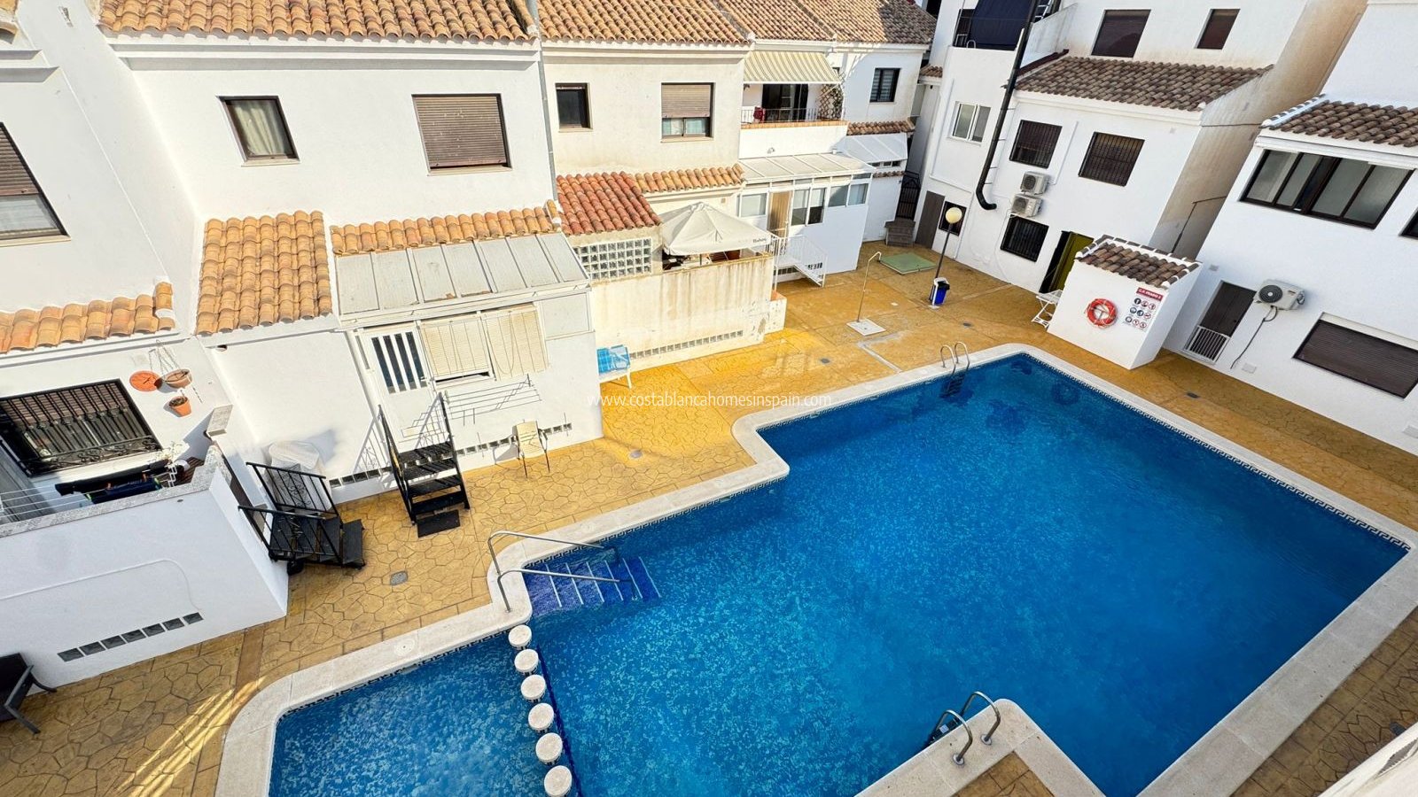 Venta - Townhouse - San Miguel de Salinas