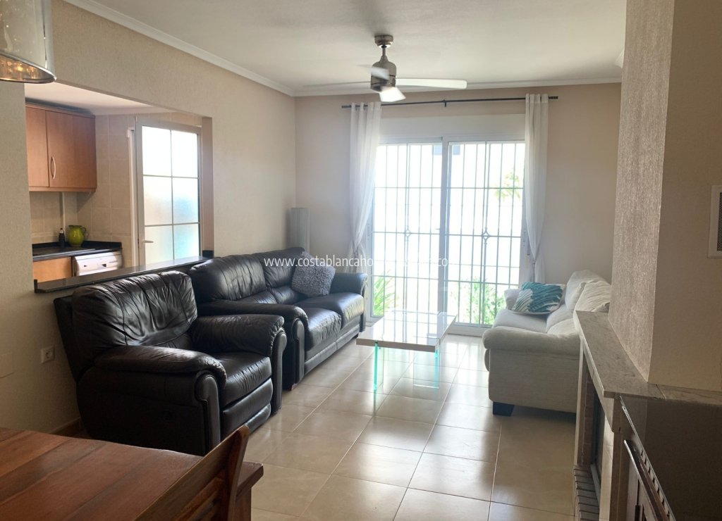 Venta - Townhouse - San Miguel de Salinas