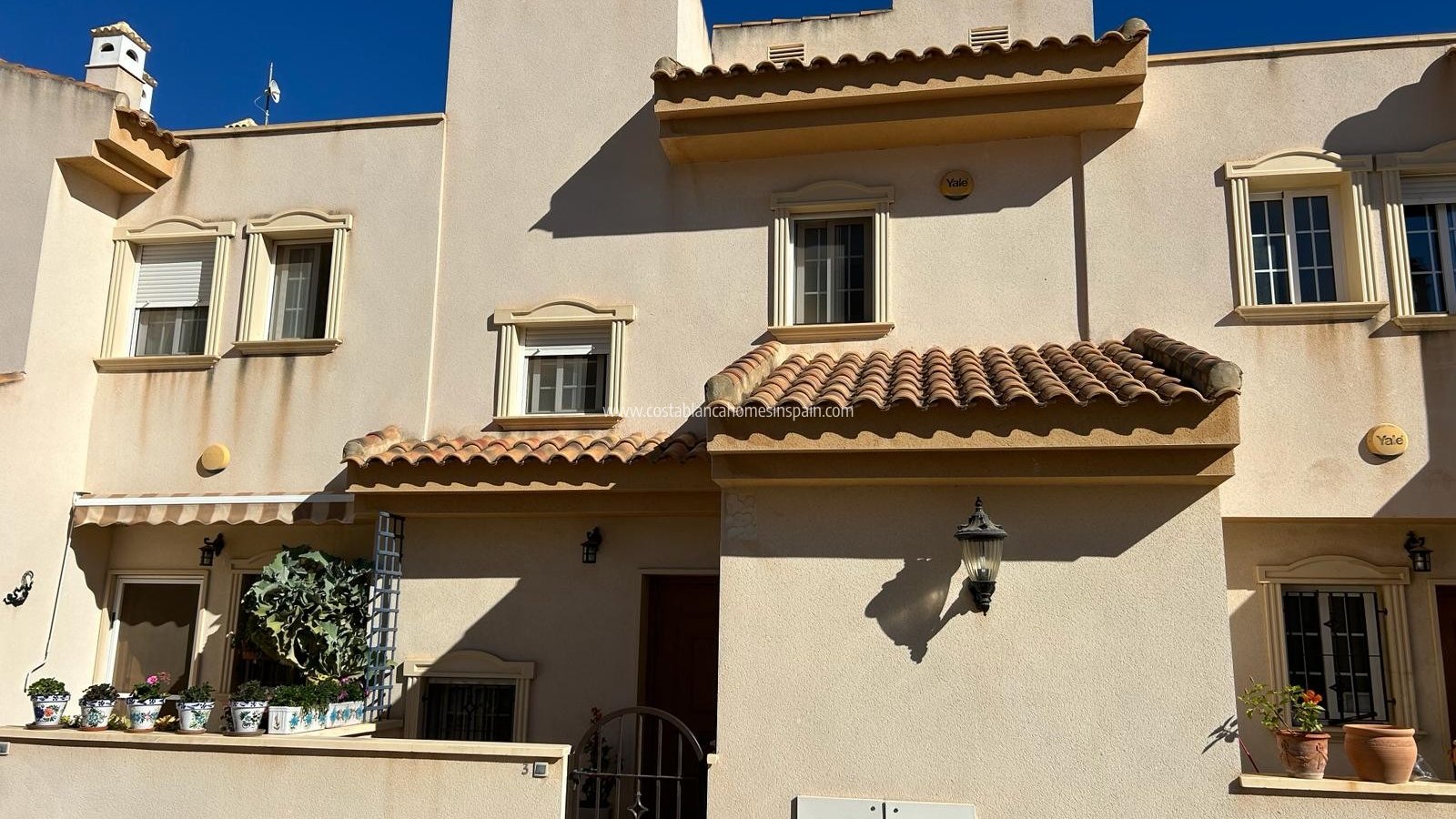 Venta - Townhouse - San Miguel de Salinas