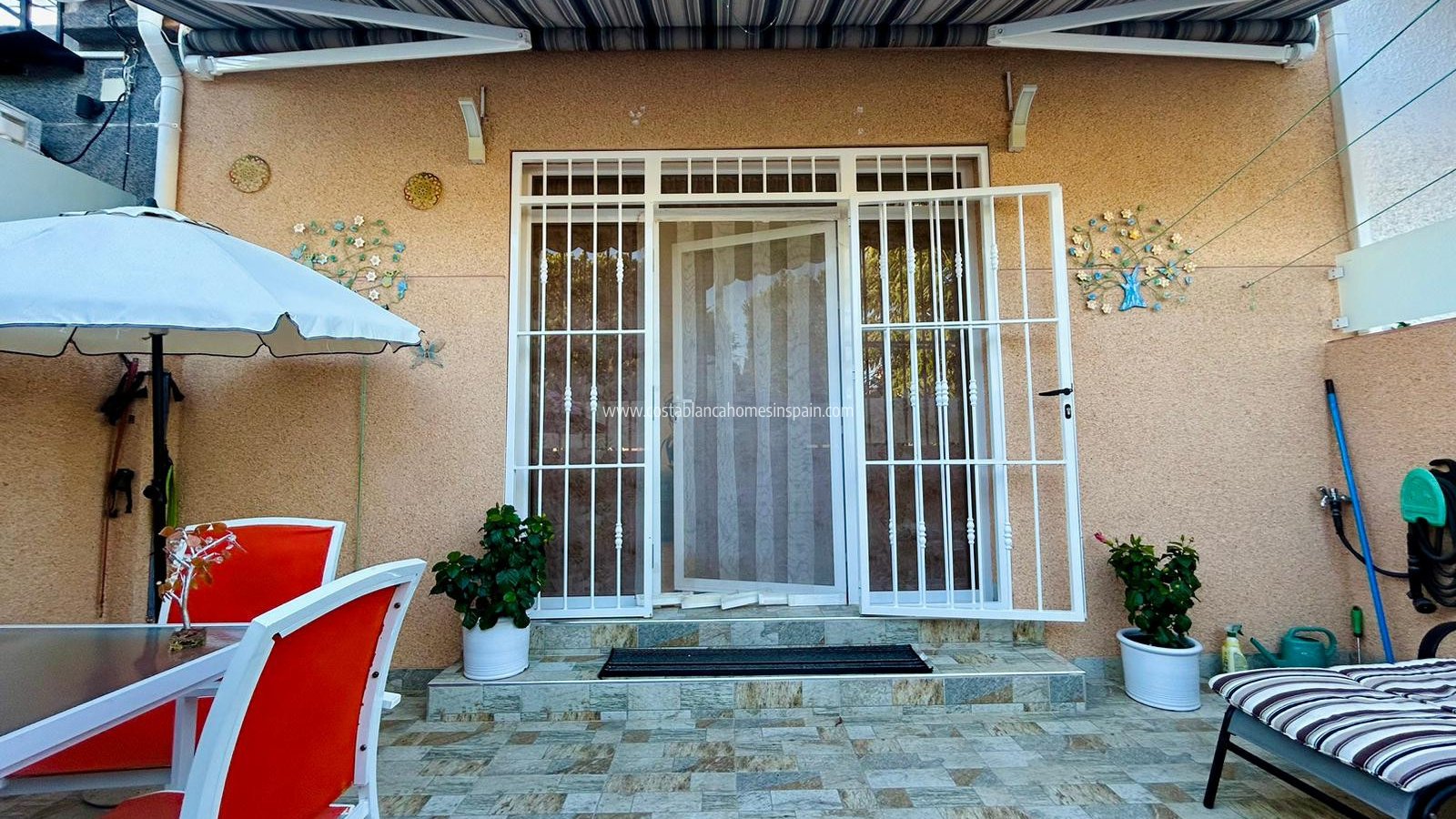 Venta - Townhouse - Torrevieja - Urbanización San Luis