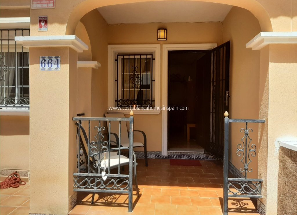 Venta - Townhouse - Villamartin - Costa Blanca